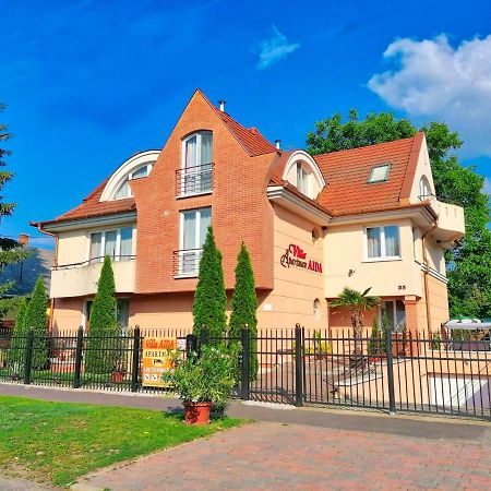 Villa Aida Apartman Hajdúszoboszló Екстериор снимка