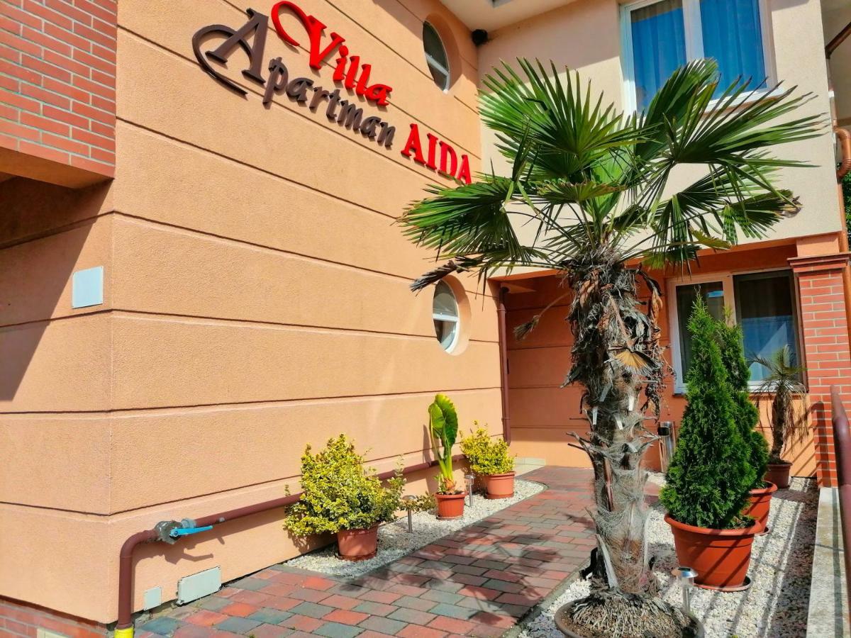 Villa Aida Apartman Hajdúszoboszló Екстериор снимка