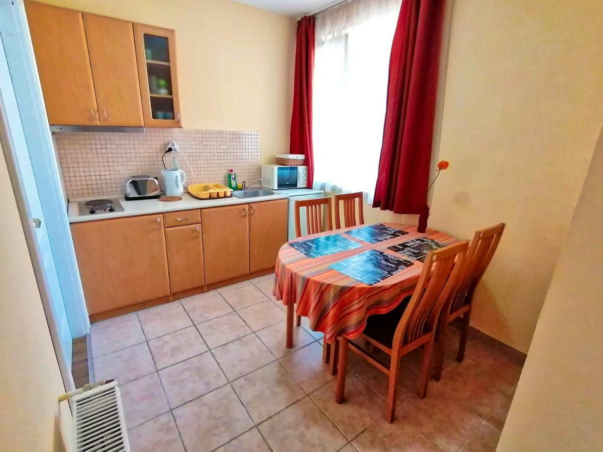 Villa Aida Apartman Hajdúszoboszló Екстериор снимка