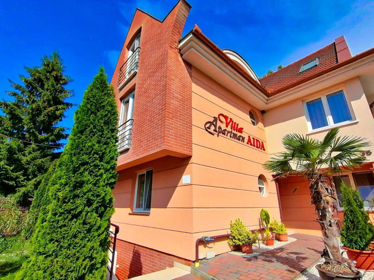 Villa Aida Apartman Hajdúszoboszló Екстериор снимка