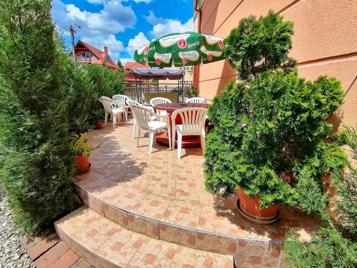 Villa Aida Apartman Hajdúszoboszló Екстериор снимка