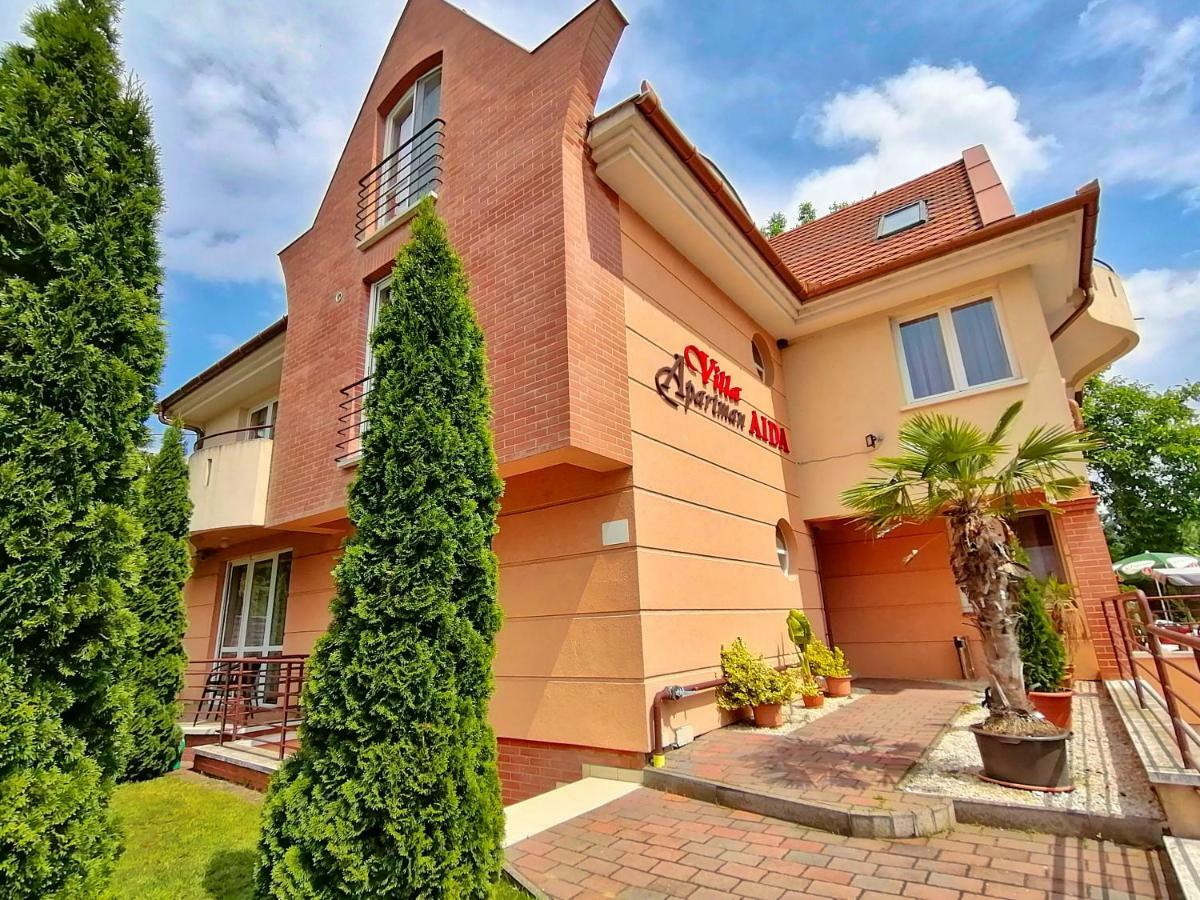 Villa Aida Apartman Hajdúszoboszló Екстериор снимка